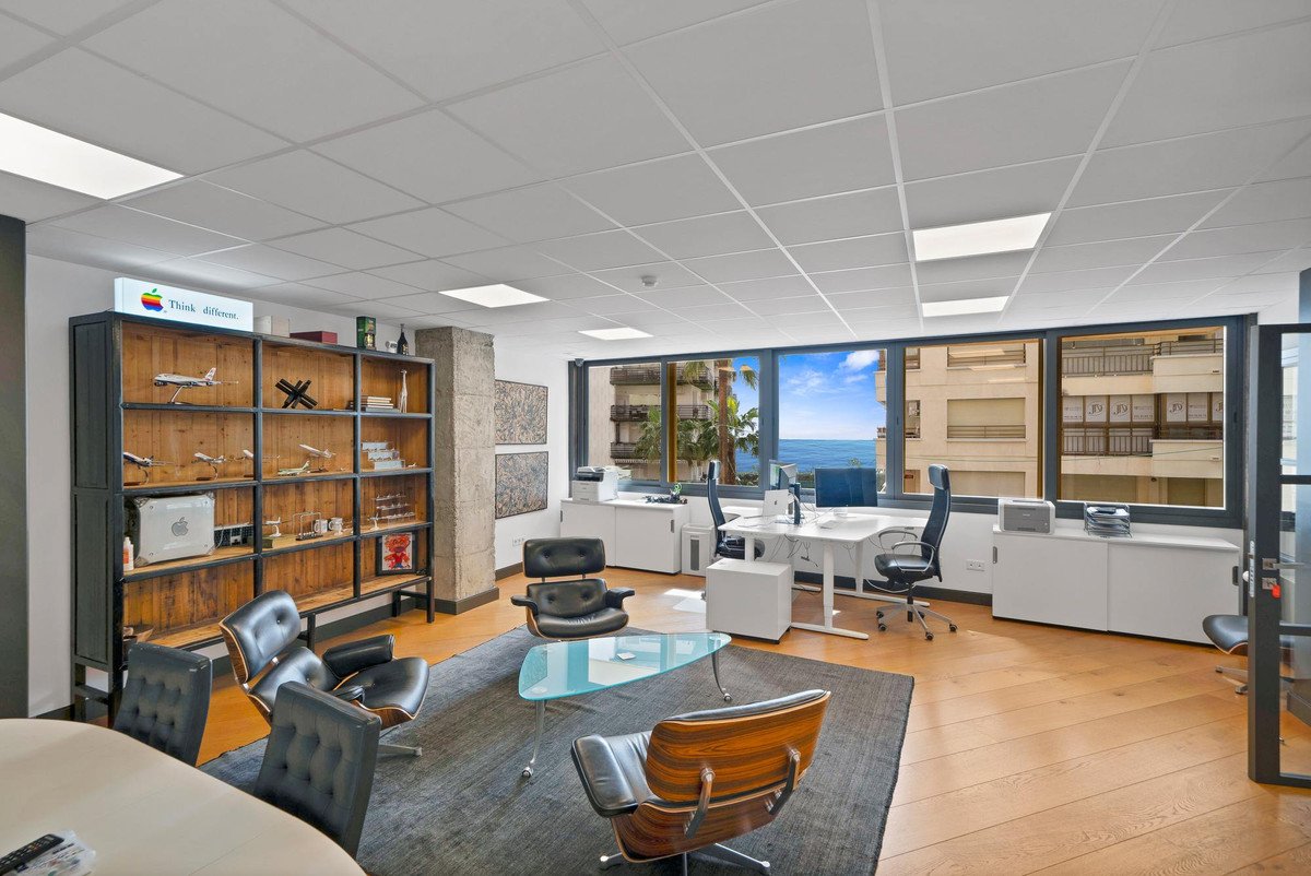 Office in Marbella in Marbella, Office