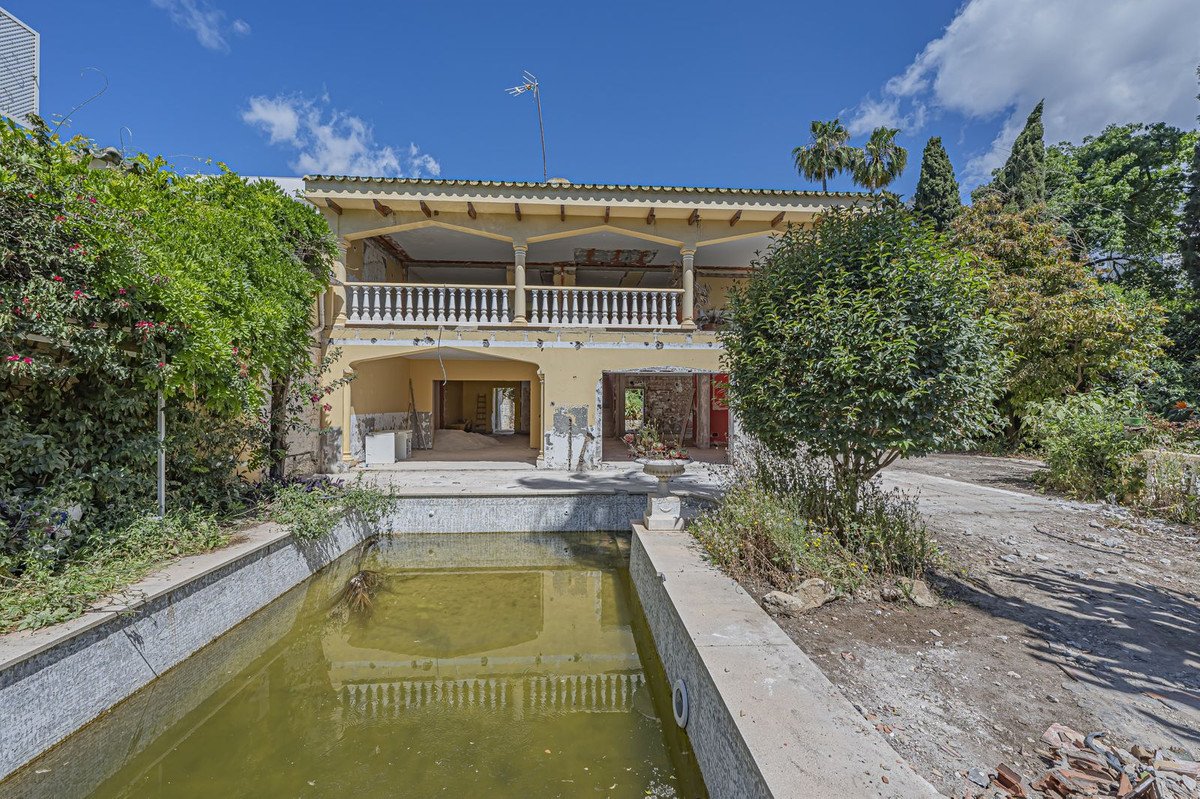 4 Bed Vrijstaande Villa in Nagüeles in Nagüeles, 
