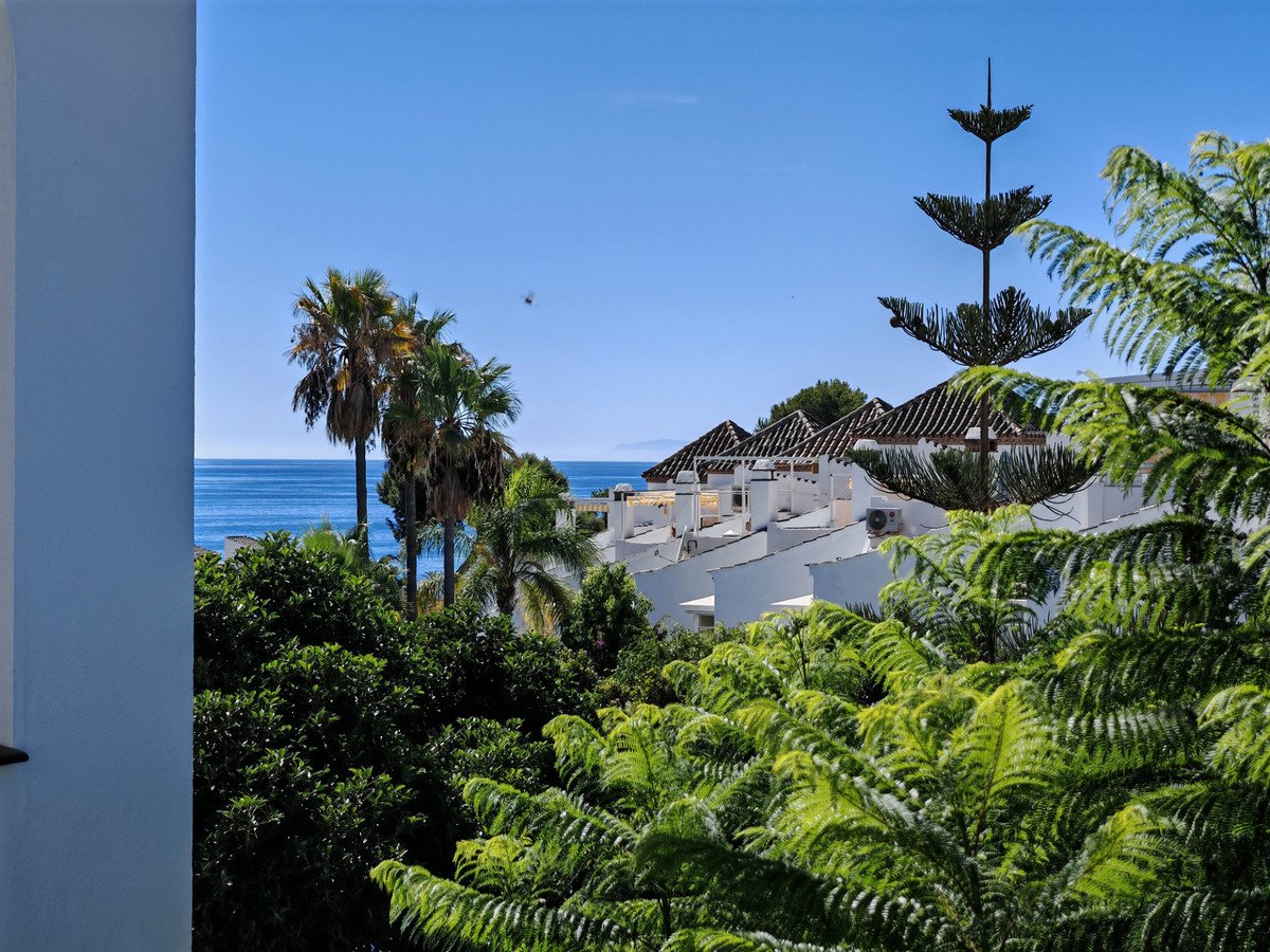 3 Bed بنتهاوس Duplex in Costabella في Costabella, 