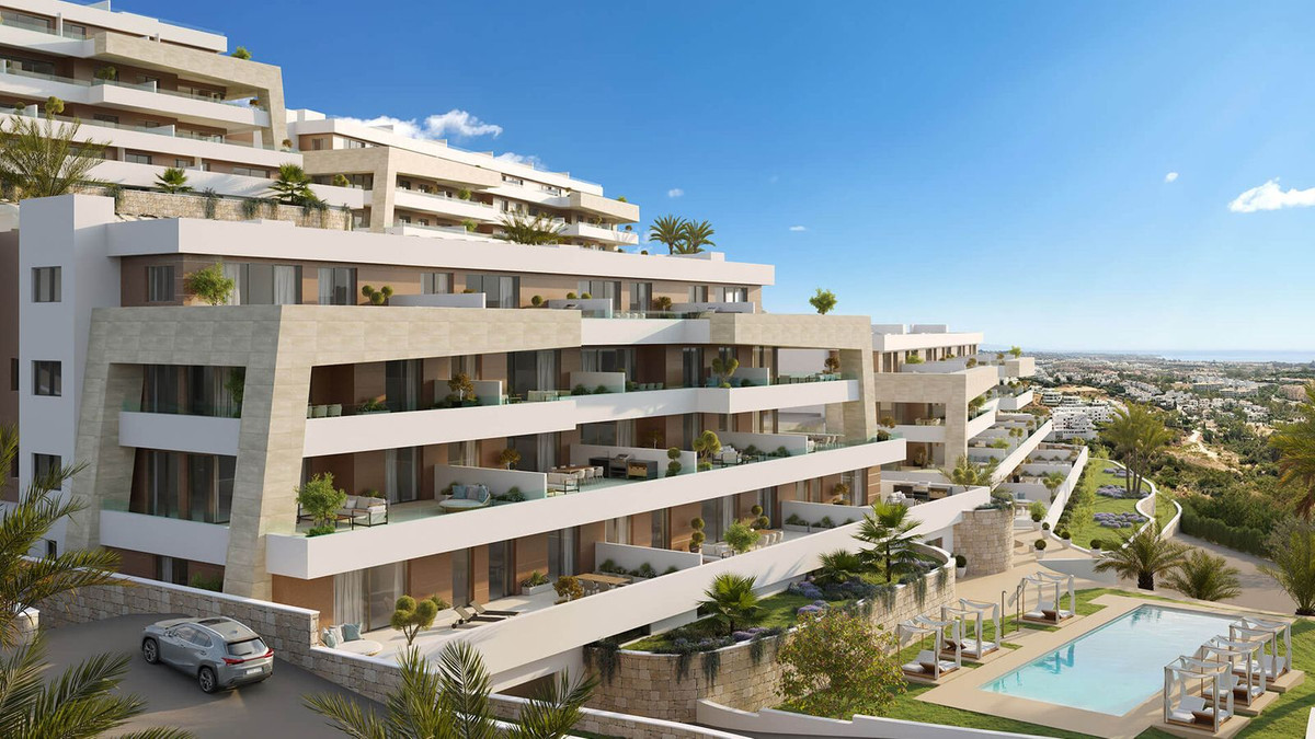 Overzicht van Balcon del Mediterraneo appartementen met zwembad en uitzicht.