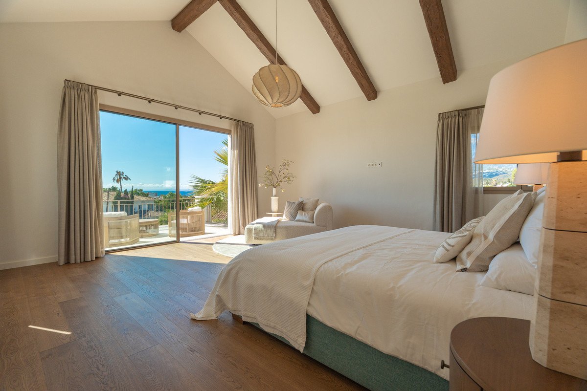5 Bed Eraldiseisev villa in El Rosario