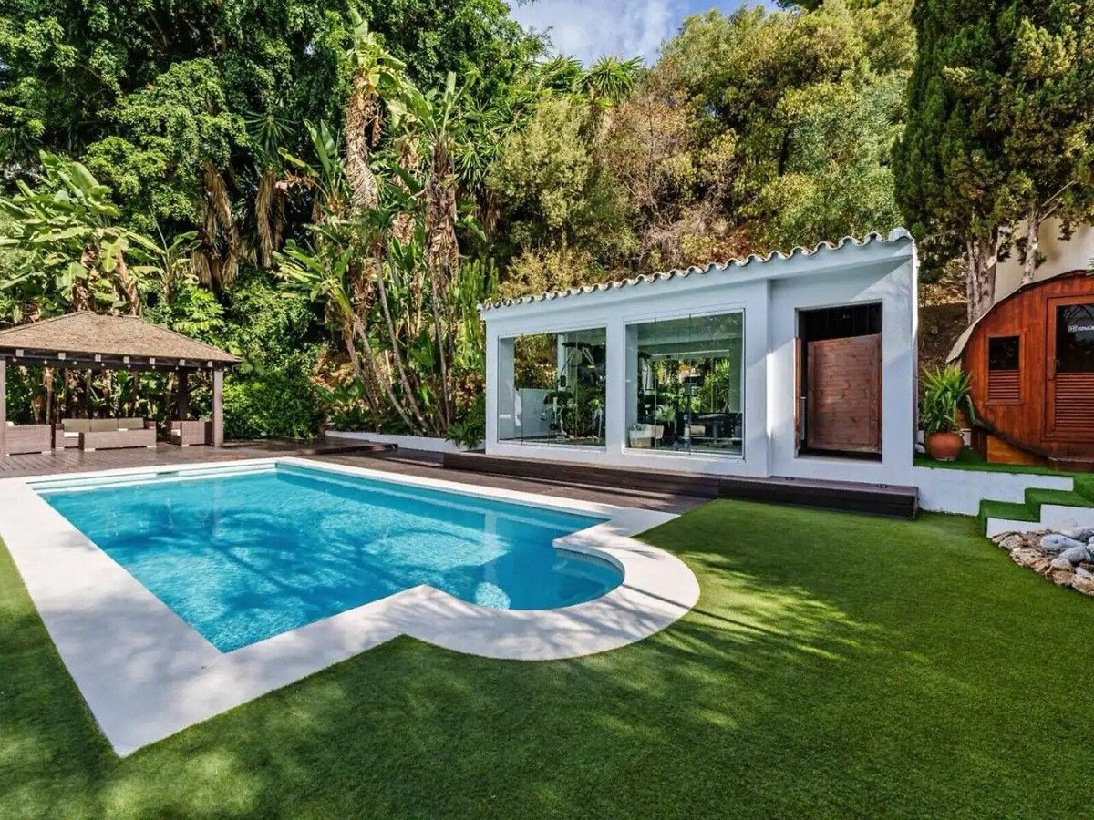 5 Bed Detached Villa in El Rosario in El Rosario, Detached Villa