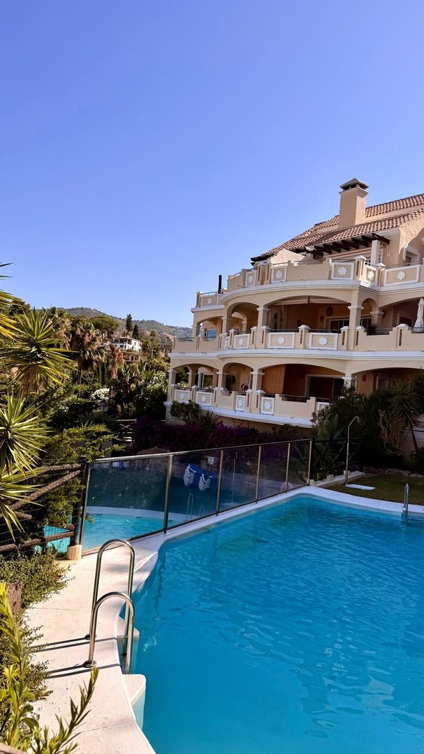 2 Bed Ground Floor Apartment in Elviria in Elviria, Apartment