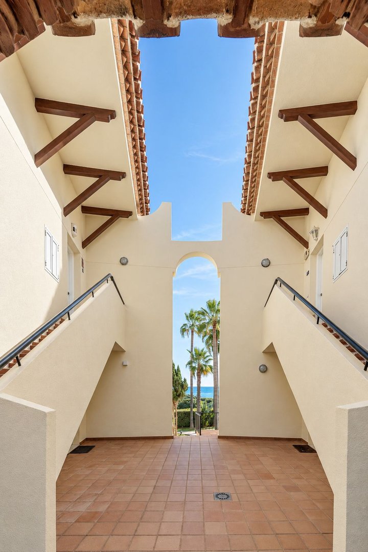 2 Bed Ground Floor Apartment in Elviria in Elviria, Apartment