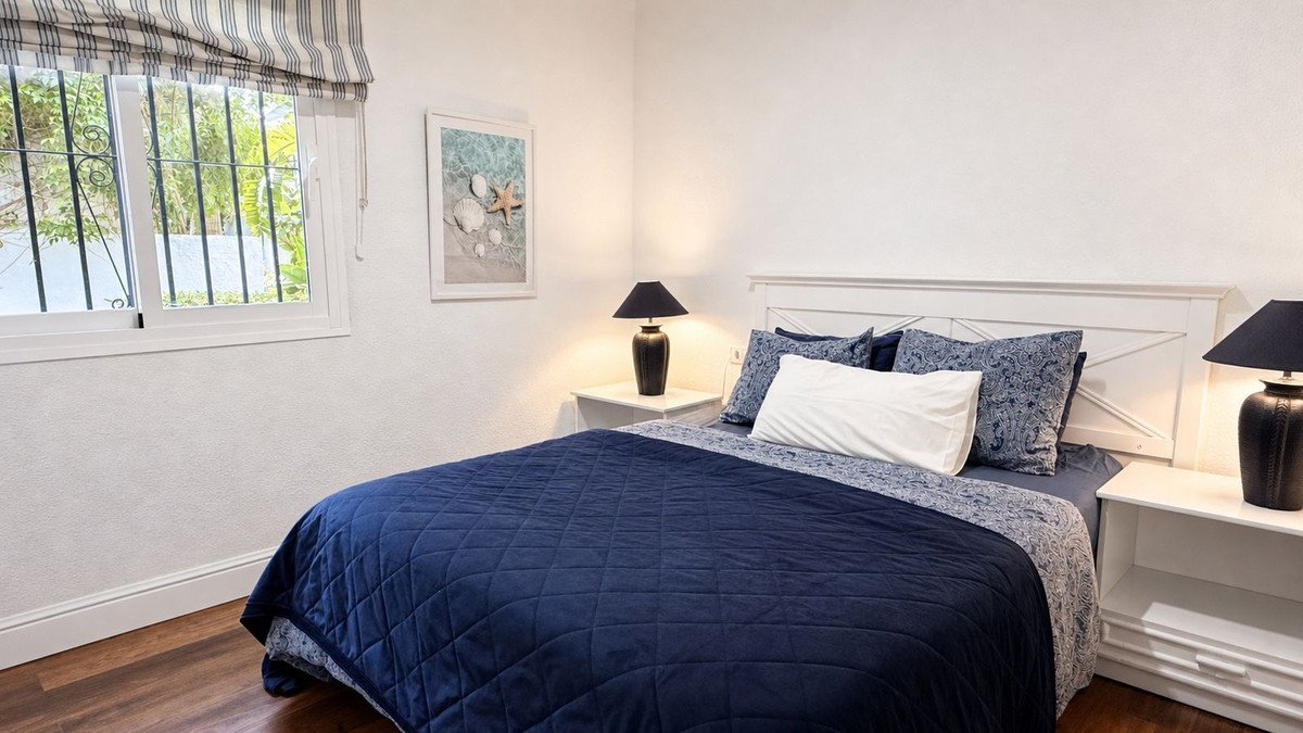 2 Bed Ground Floor Apartment in Elviria in Elviria, Apartment