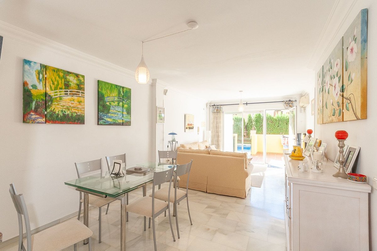 2 Bed Ground Floor Apartment in Elviria