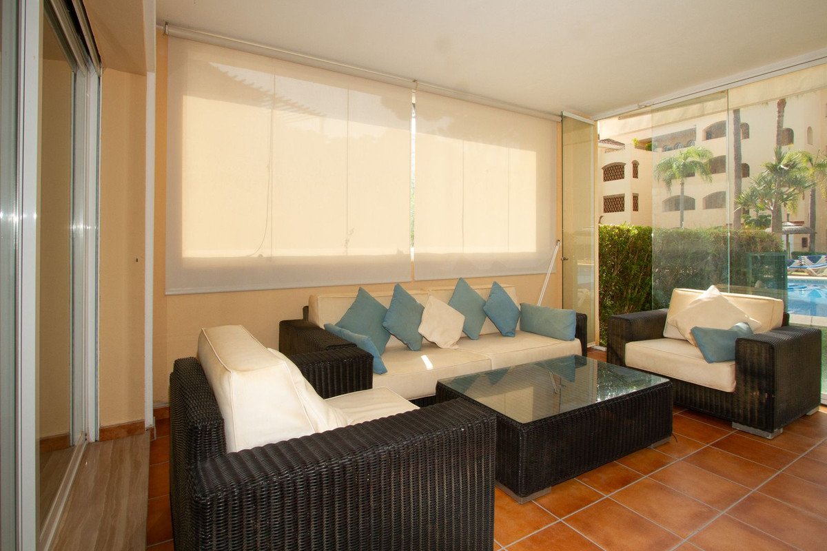 3 Bed Ground Floor Apartment in Elviria in Elviria, Apartment
