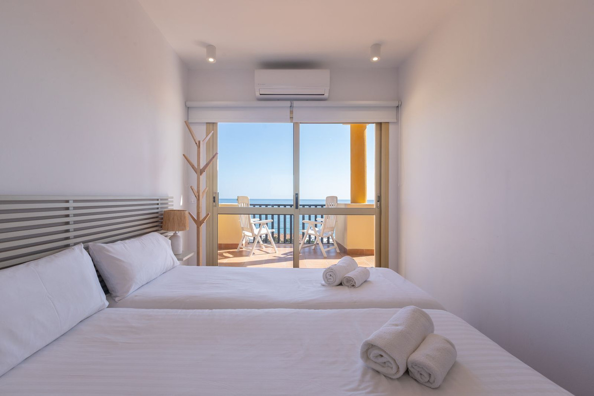 2 Bed بنتهاوس in Elviria في Elviria, بنتهاوس