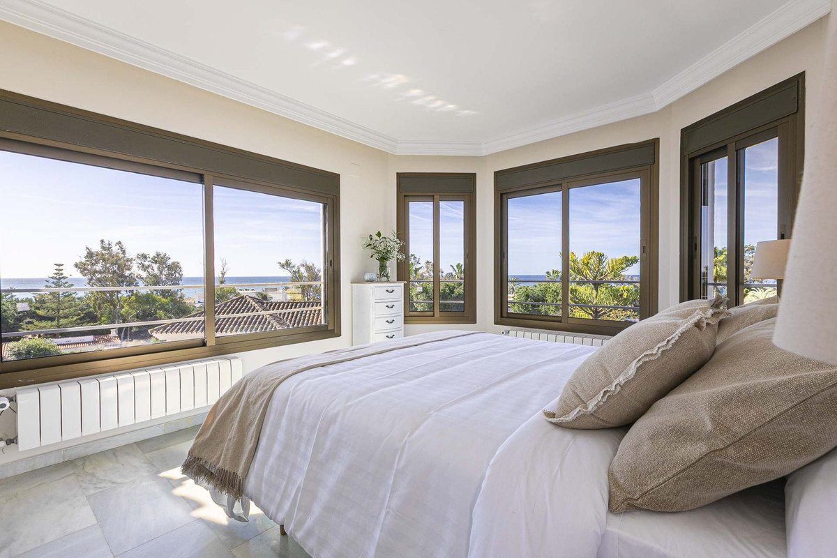 3 Bed Penthouse Duplex in Elviria in Elviria, Penthouse Duplex