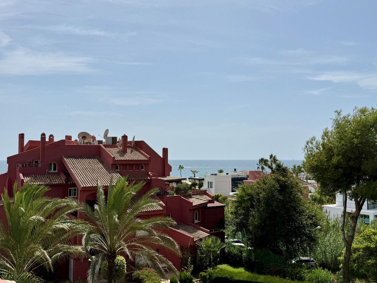 4 Bed Penthouse Duplex in Elviria in Elviria, Duplex Penthouse