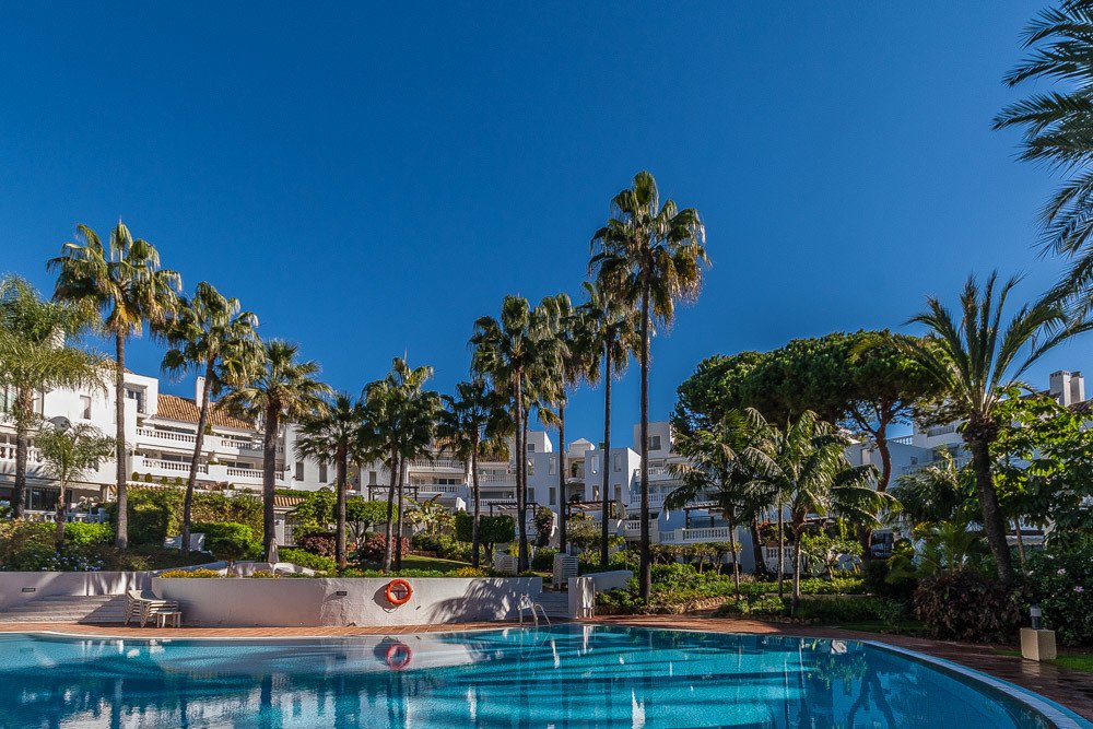 4 Bed Penthouse in Elviria in Elviria, 