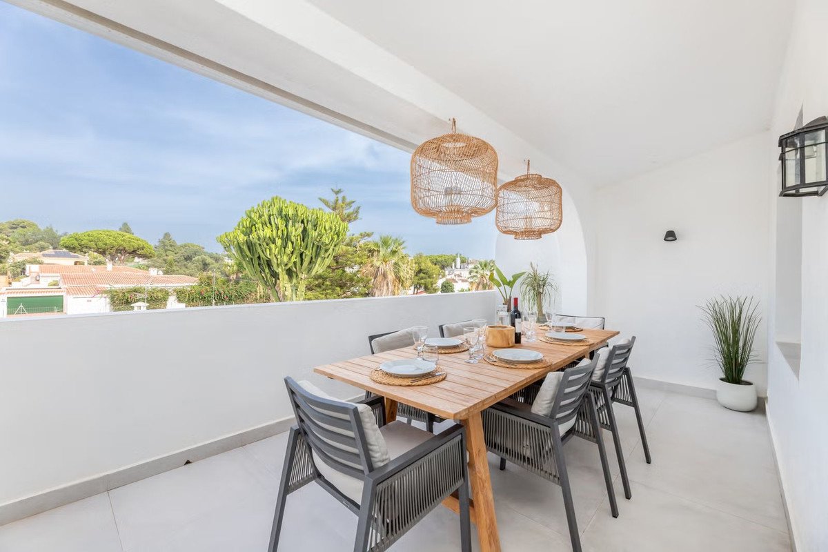2 Bed بيت مدينة in Elviria في Elviria, تاون هاوس