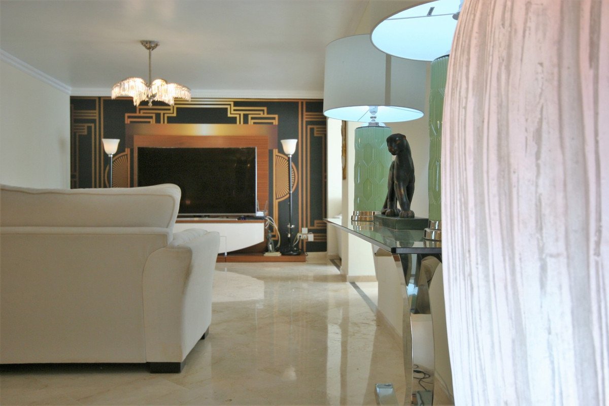 3 Bed Penthouse in Guadalmina Alta
