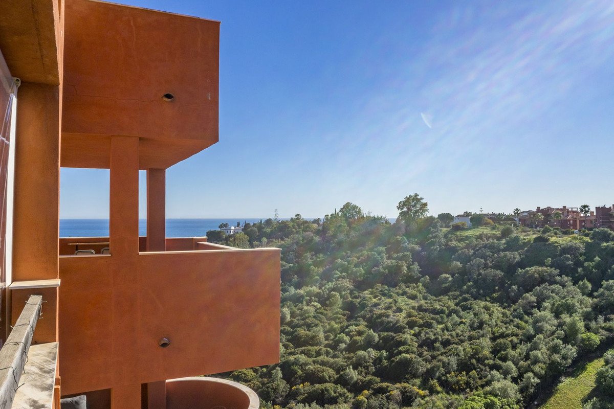 2 Bed Tussenverdieping Appartement in Reserva de Marbella in Reserva de Marbella, 