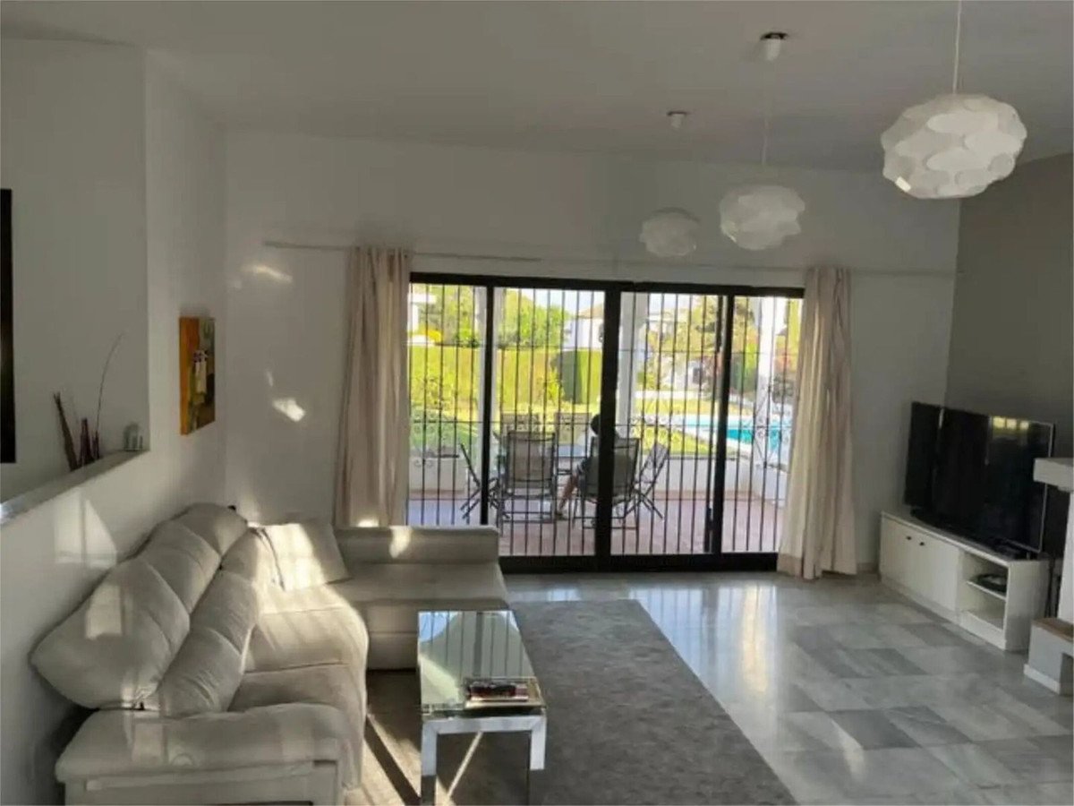 4 Bed Detached Villa in Hacienda Las Chapas in Hacienda Las Chapas, Detached Villa