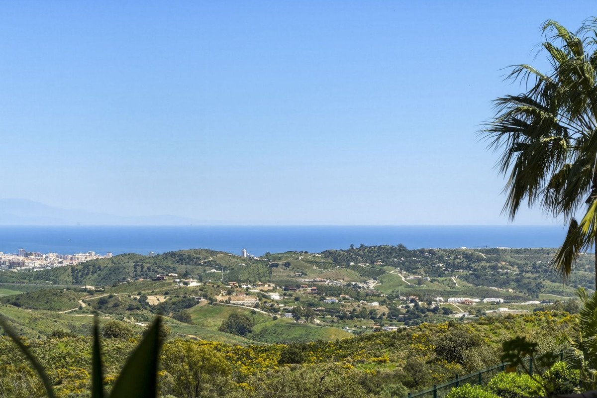 2 Bed Tussenverdieping Appartement in La Mairena in La Mairena, 
