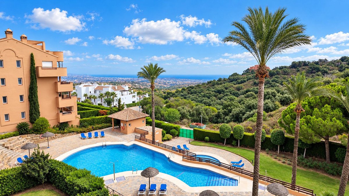 2 Bed Apartamento em andar intermédio in La Mairena