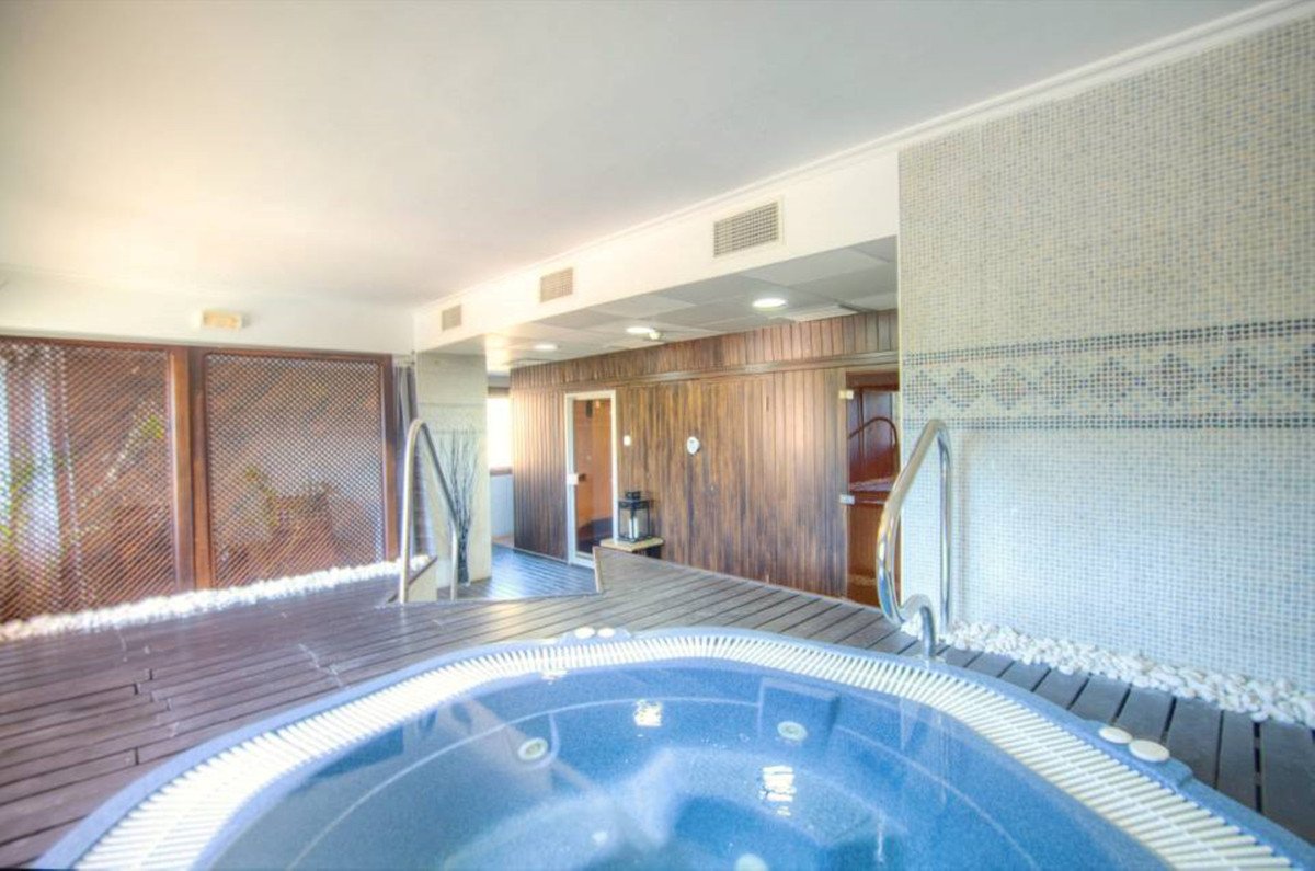 46 photo