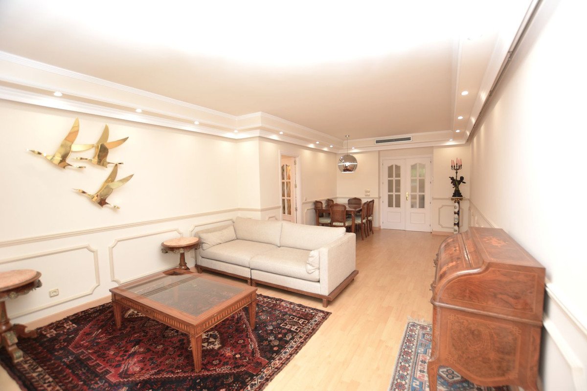 3 Bed Middle Floor Apartment in Marbella in Marbella — Apartment
