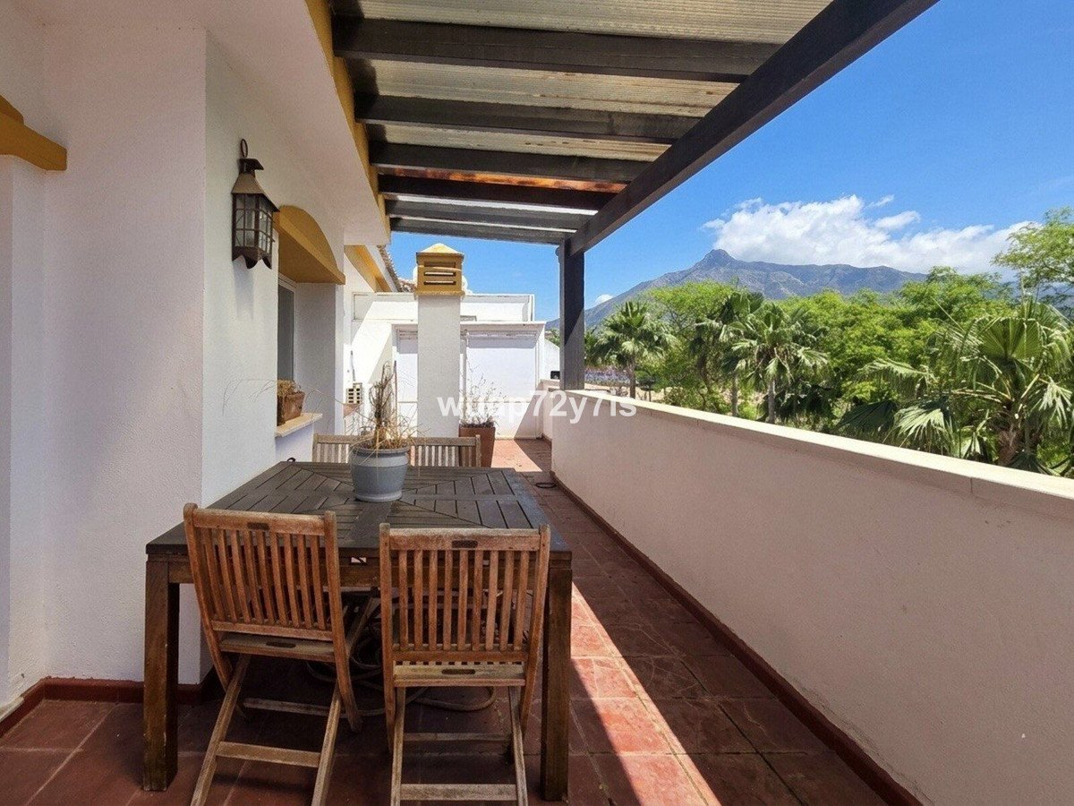 2 Bed Penthouse in Marbella in Nueva Andalucía, Penthouse