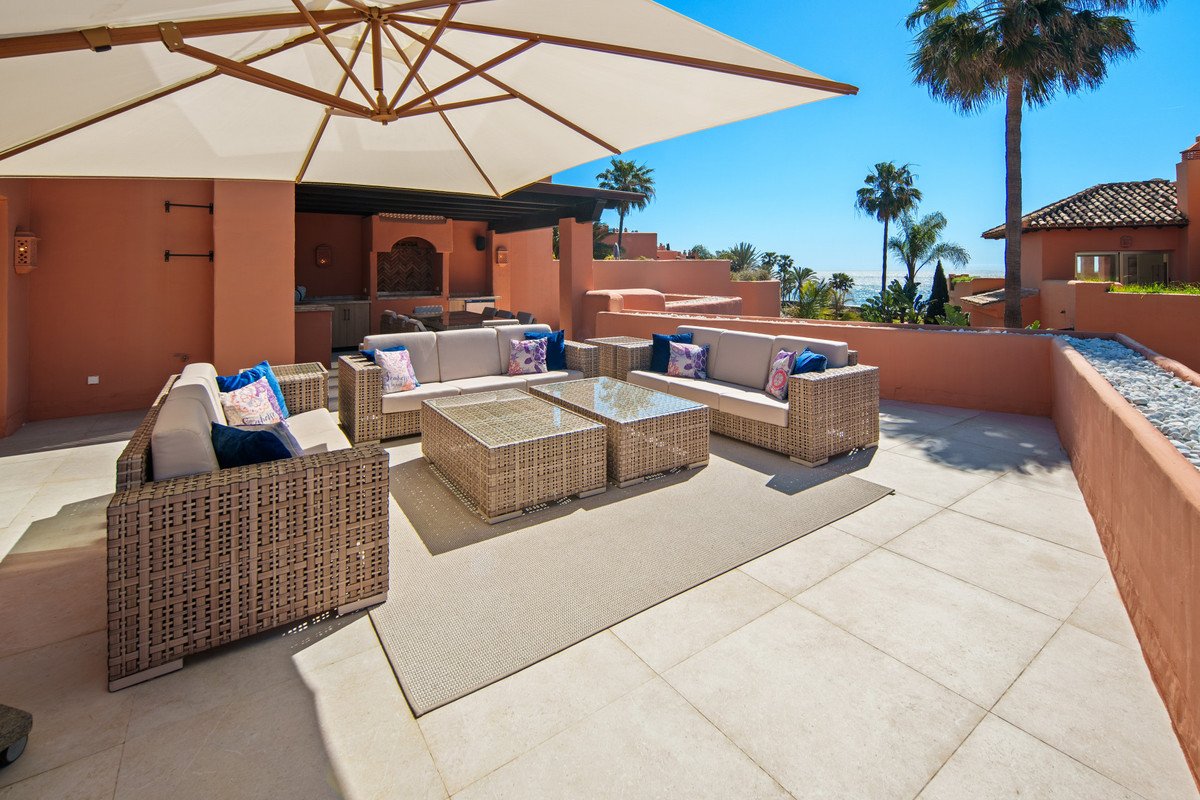 3 Bed بنتهاوس Duplex in Marbella في Marbella, بيت دوبلكس