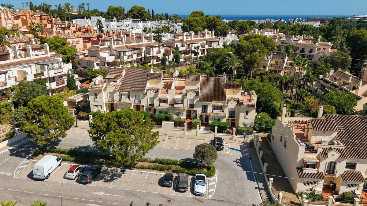 4 Bed Townhouse in Marbella in Marbella, Townhouse
