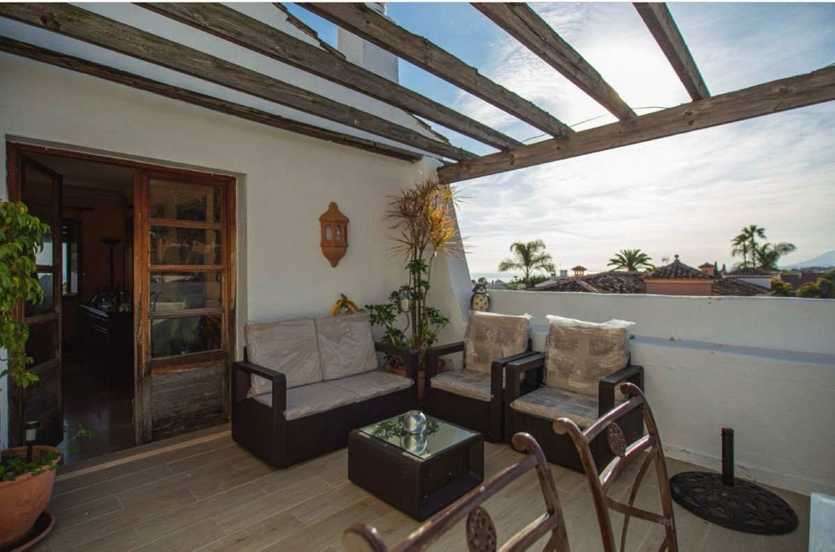 3 Bed Semi-Detached House in Marbella in Marbella, Semi-Detached House