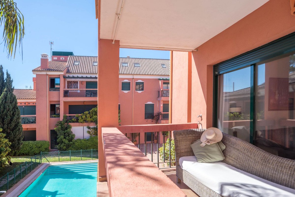 14 photo