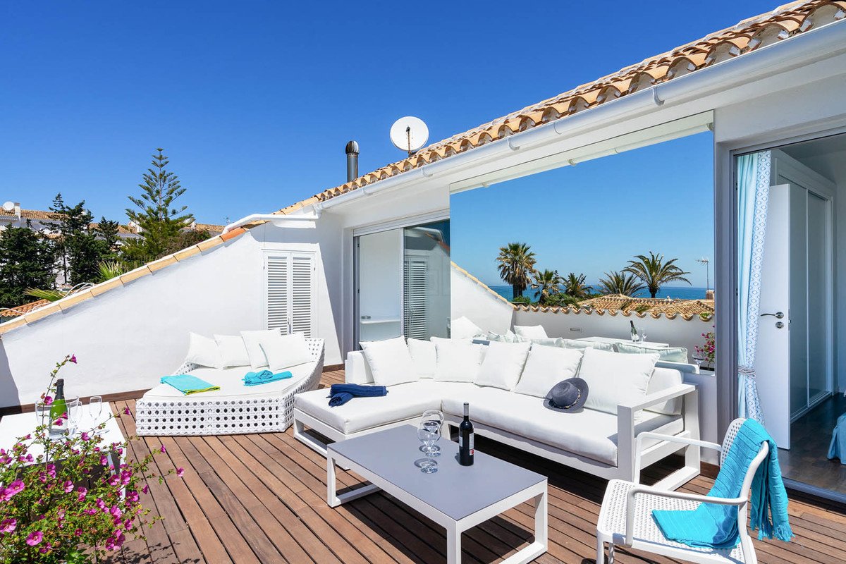 3 Bed Detached Villa in Marbesa in Marbesa, Detached Villa