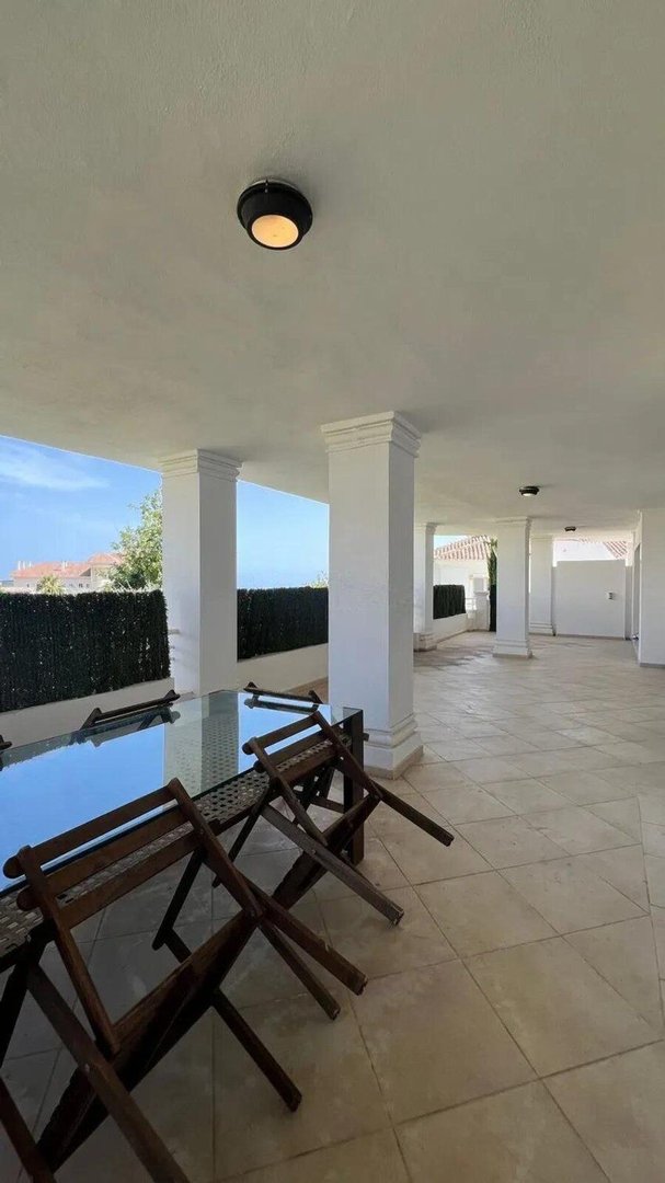 2 Bed Middle Floor Apartment in Nueva Andalucía in Nueva Andalucía, Apartment