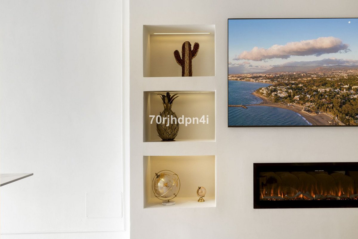 70 photo
