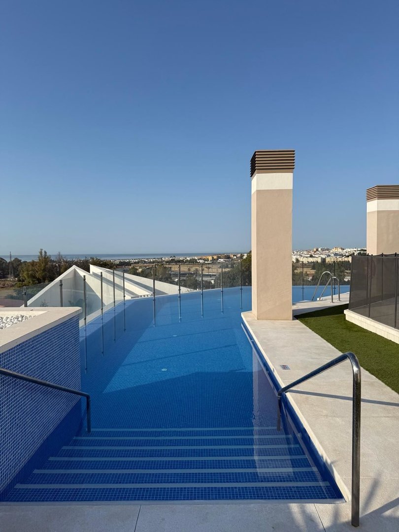 3 Bed Middle Floor Apartment in Nueva Andalucía in Nueva Andalucía, Apartment