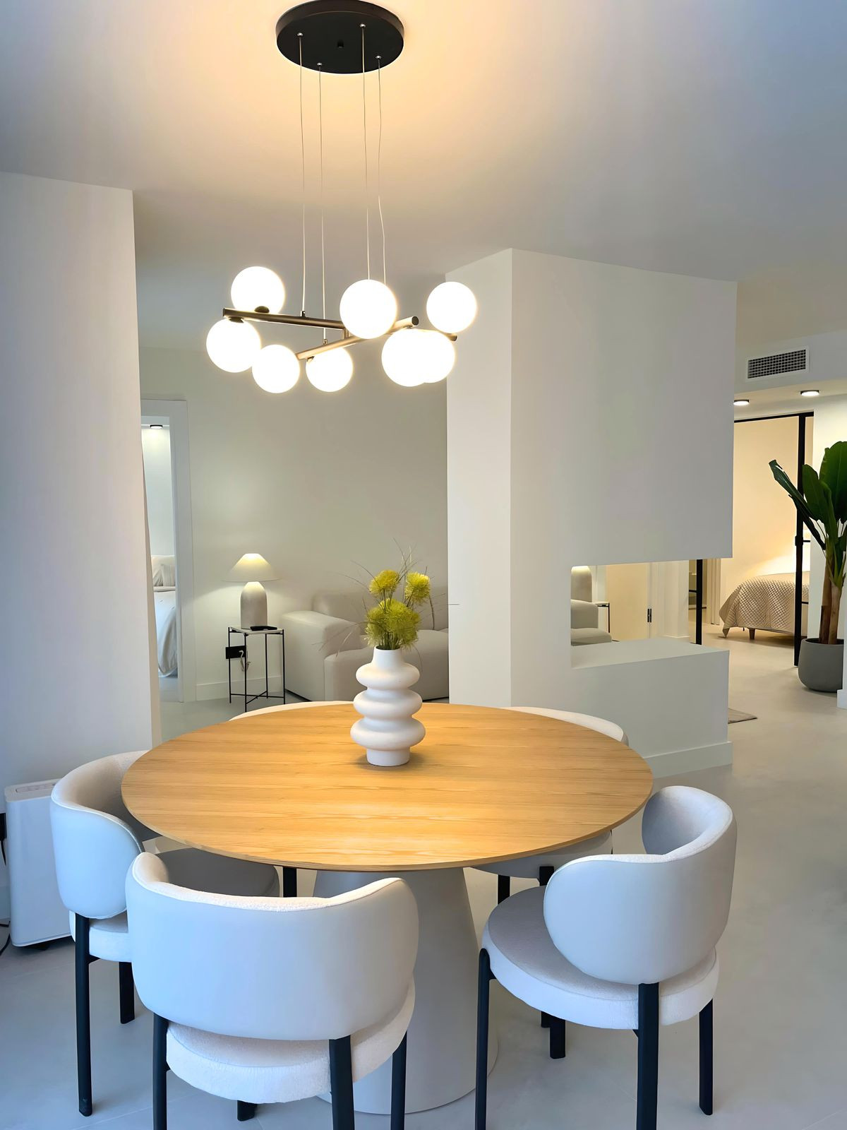 3 Bed شقة في الطابق الأرضي in Nueva Andalucía في Nueva Andalucía, شقة