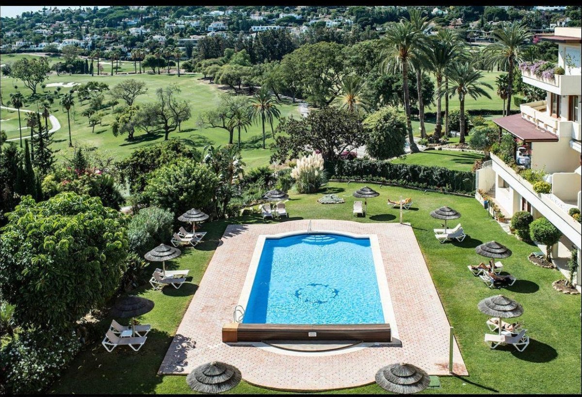 الطابق الأوسط Studio in Nueva Andalucía في Nueva Andalucía, استوديو