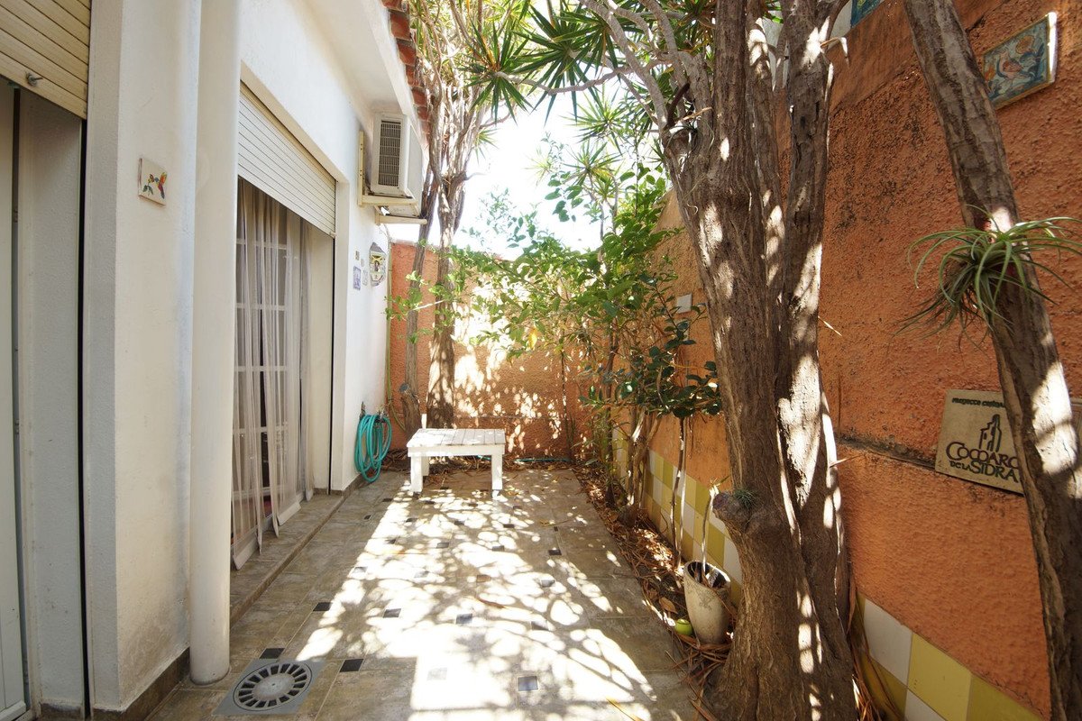 2 Bed Rijtjeshuis in Nueva Andalucía in Nueva Andalucía, Rijtjeshuis