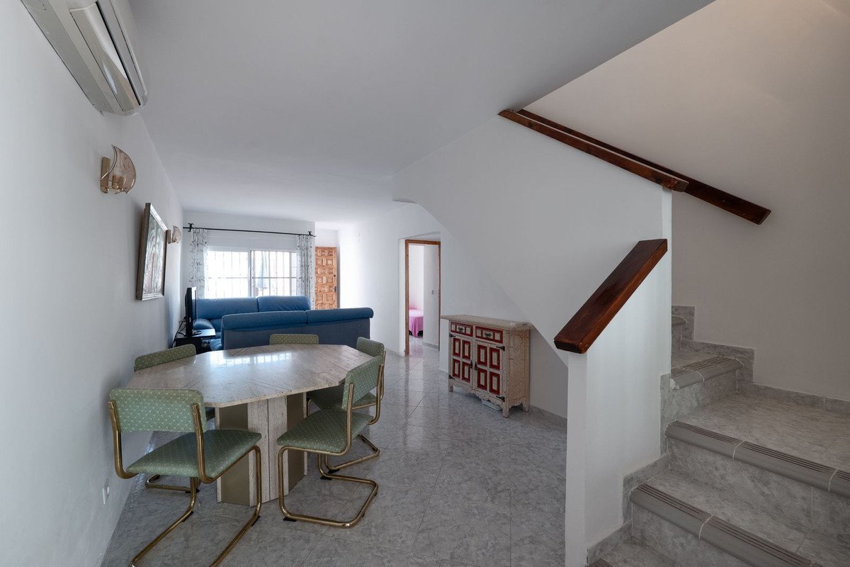 4 Bed Townhouse in Nueva Andalucía in Nueva Andalucía, Townhouse