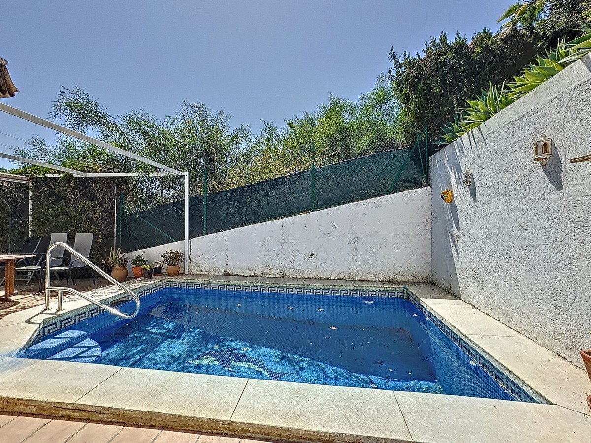 4 Bed Detached Villa in Nueva Andalucía