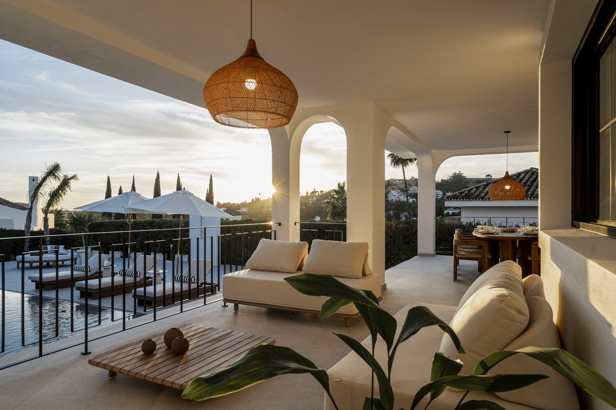 5 Bed Vrijstaande Villa in Nueva Andalucía in Nueva Andalucía, 