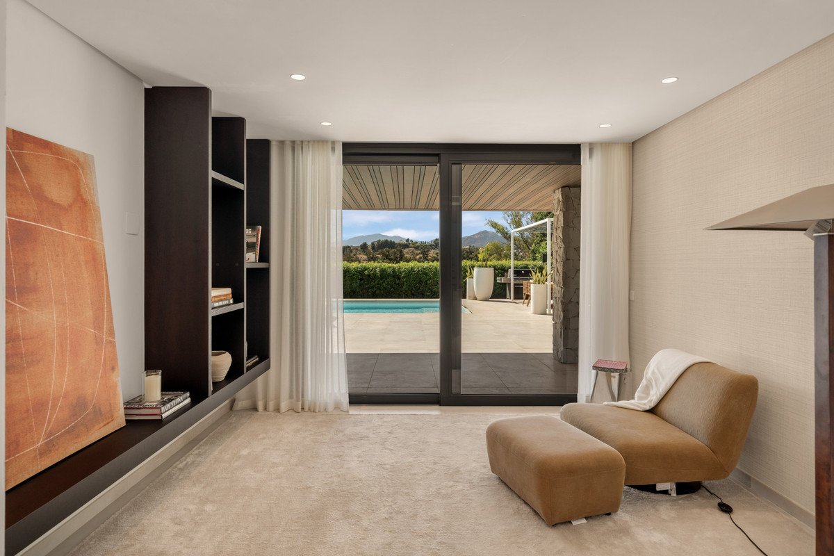 5 Bed Samostatne stojaca vila in Nueva Andalucía
