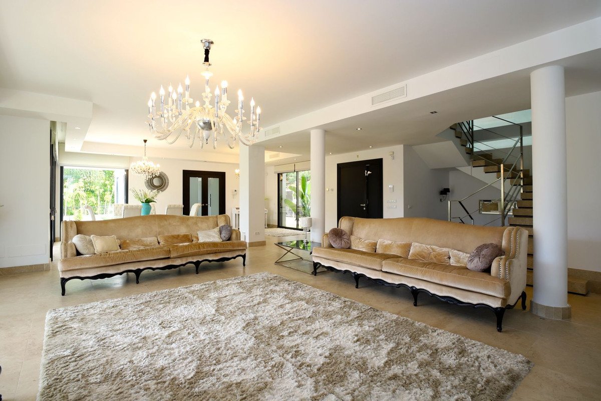 23 photo