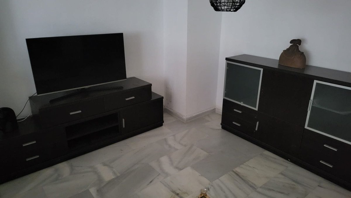 2 Bed Penthouse in Marbella v Marbella, Penthouse
