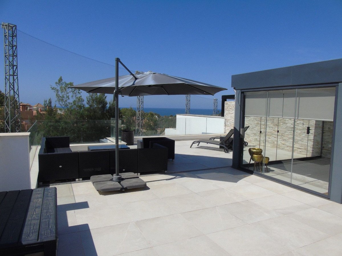 3 Bed Penthouse in Marbella in Marbella, Penthouse