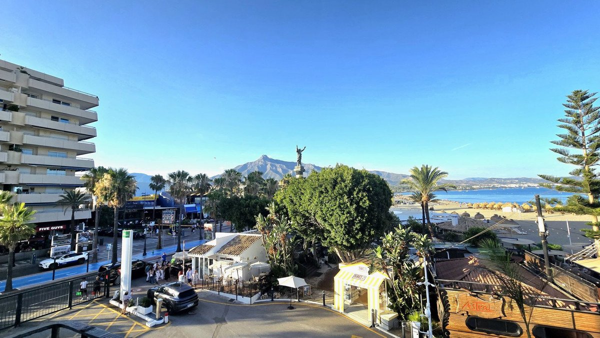 02 photo
