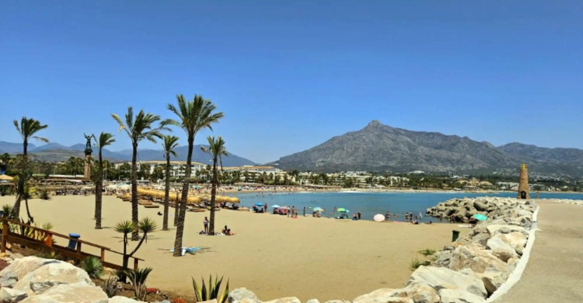 3 Bed Tussenverdieping Appartement in Puerto Banús in Puerto Banús — Appartement