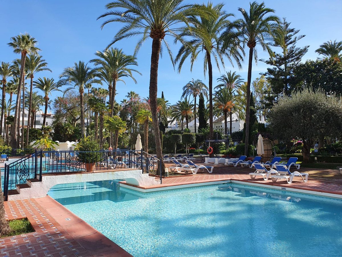 2 Bed Ground Floor Apartment in Puerto Banús in Puerto Banús, Apartment