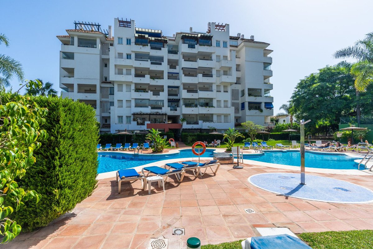 2 Bed Ground Floor Apartment in Puerto Banús in Puerto Banús, Apartment