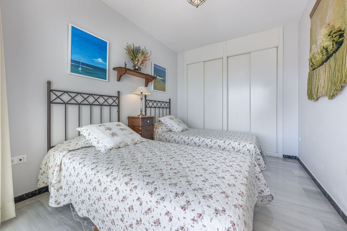 3 Bed Tussenverdieping Appartement in Puerto Banús in Puerto Banús, Appartement
