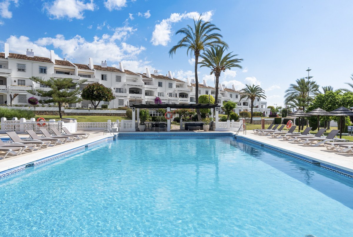 3 Bed Ground Floor Apartment in Nueva Andalucía in Nueva Andalucía, Apartment