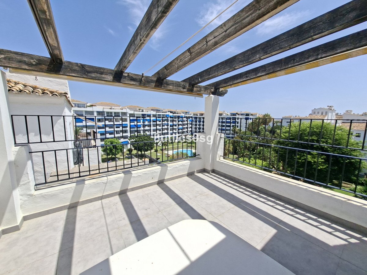 3 Bed Penthouse in Puerto Banús in Puerto Banús, Penthouse