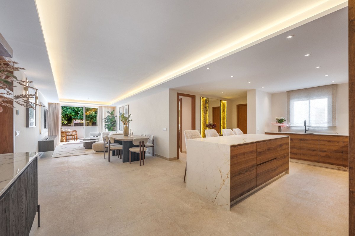 12 photo